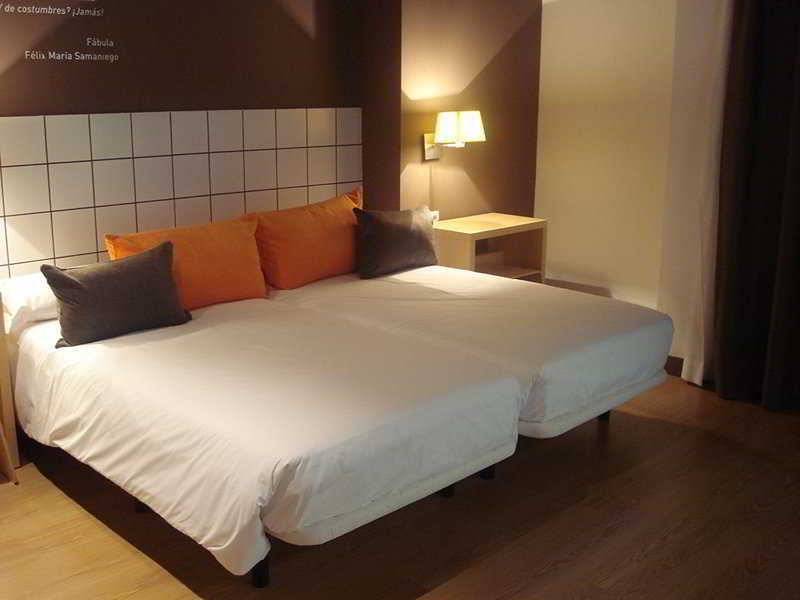 Ele Hotelandgo Arasur Miranda de Ebro Ngoại thất bức ảnh