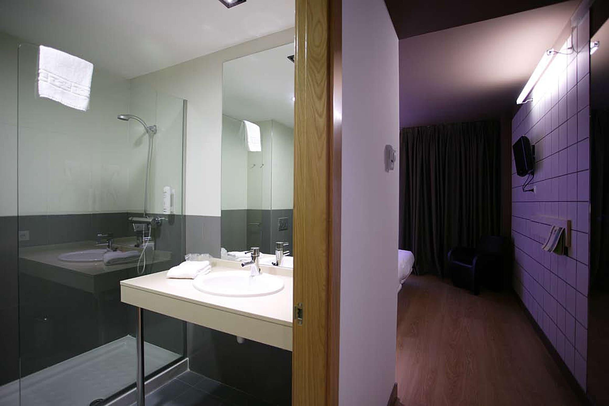 Ele Hotelandgo Arasur Miranda de Ebro Ngoại thất bức ảnh