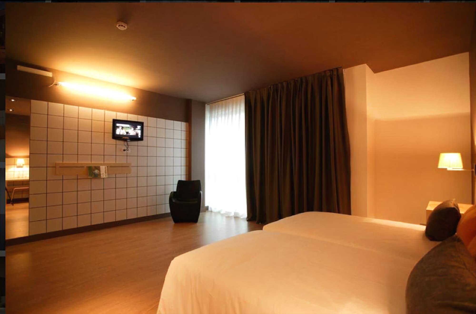 Ele Hotelandgo Arasur Miranda de Ebro Ngoại thất bức ảnh